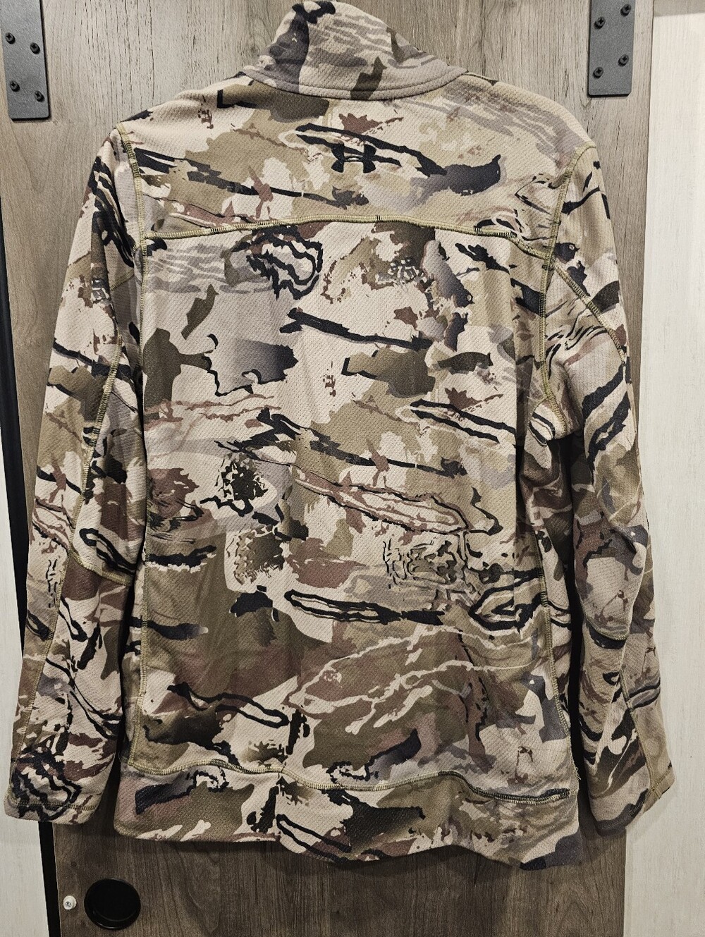 Under Armour Womens Camo Pullover Jacket - Tan/Green Medium - Picture 2 of 5